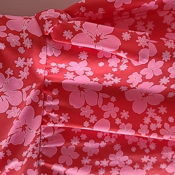 DECREE BRAND WOMENS ONE PIECE PINK AND RED SWIM SUIT WITH WRAP SKIRT SIZE XS - Picture 3 of 16